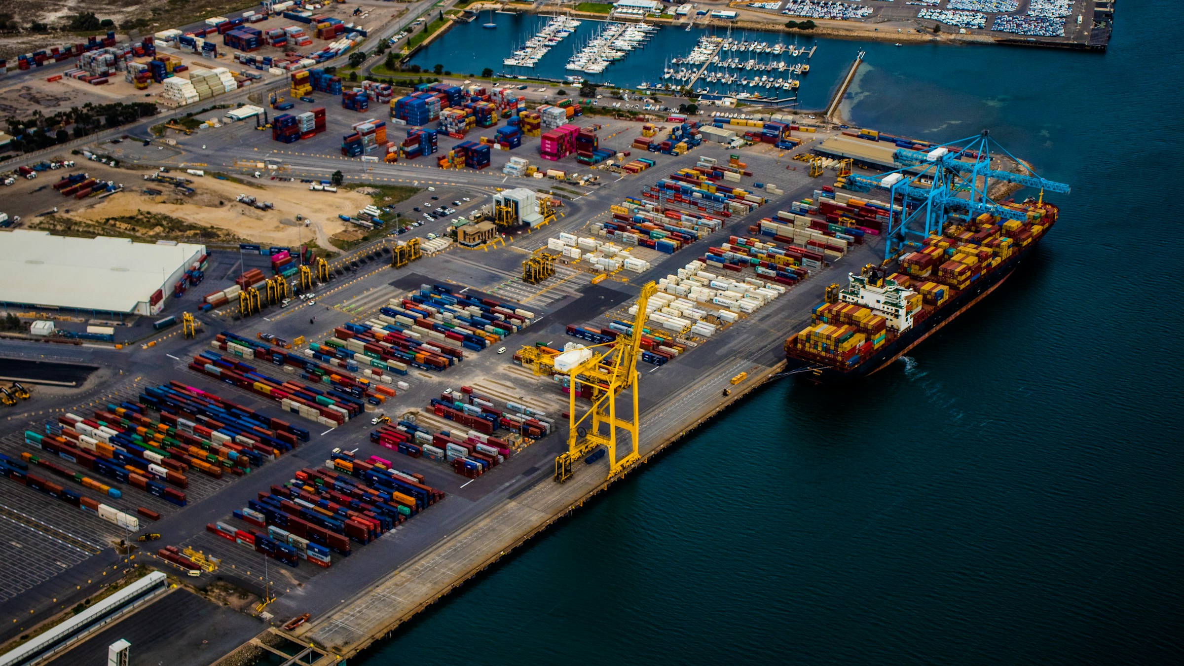 Container terminal illustrating cross-border supply